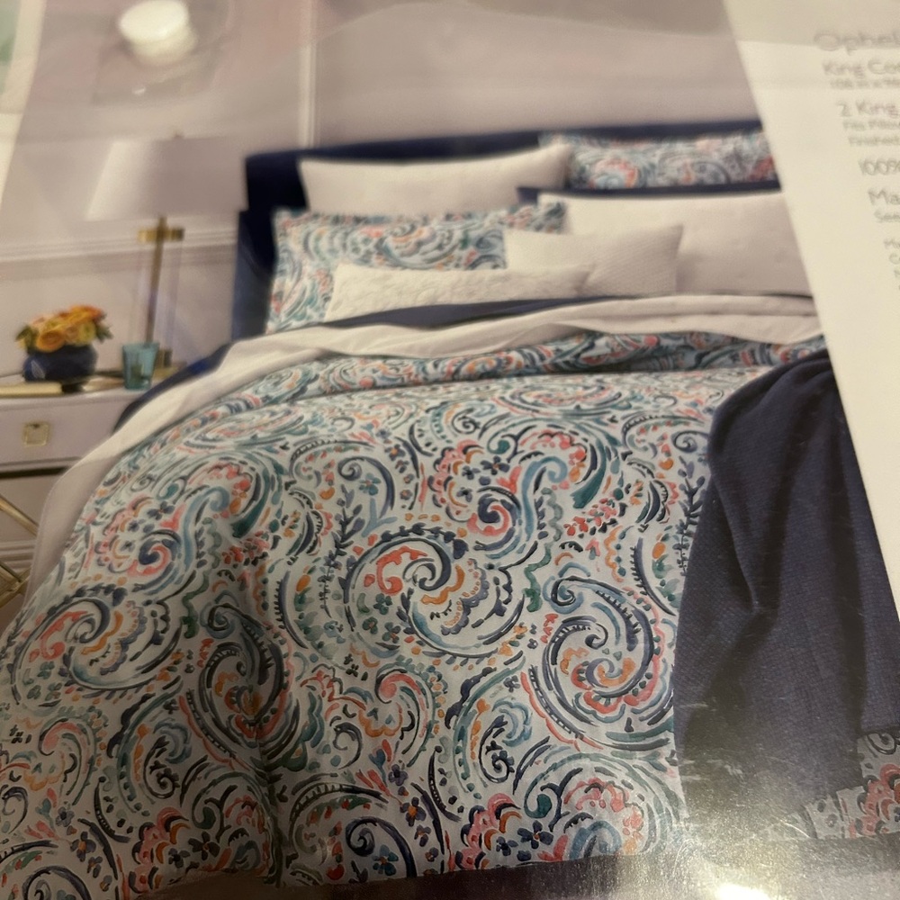 Sky
Ophelia Bedding Collection - 100% Exclusive